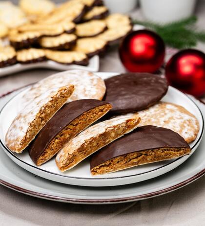 Produktbild fr '300g Elisenlebkuchen mit Zartbitterschokolade (3 St.) und Zuckerglasur (2 St.) berzogen'