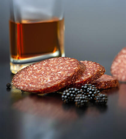 Produktbild fr 'Whiskey Brombeere Rindfleischsalami 110 g   MHD 25.11.2025 '